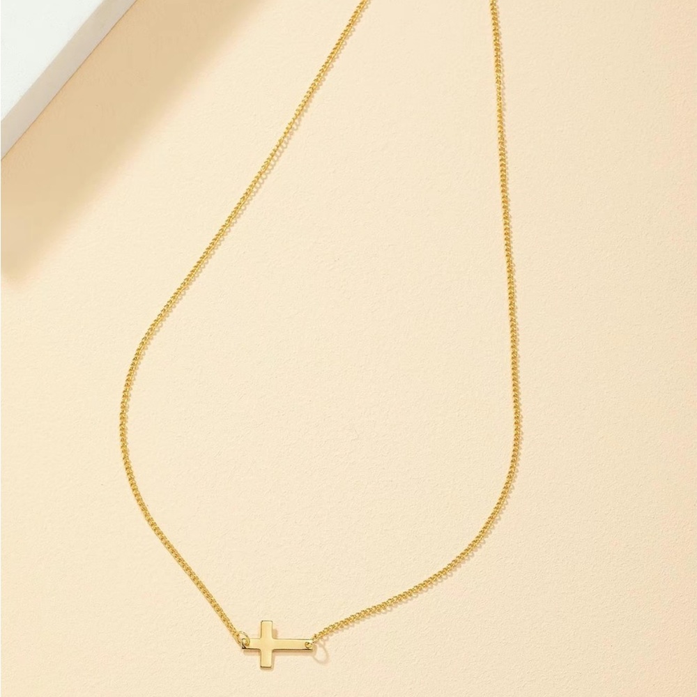 Cross Necklace ✨NWT✨ - Picture 3 of 3